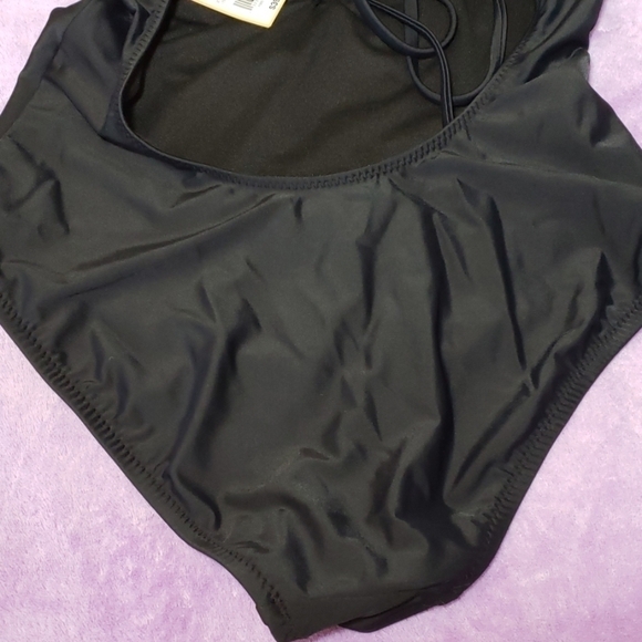 Kona Sol 1 Piece Plunge Halter Low Back Black NWT - Picture 9 of 9